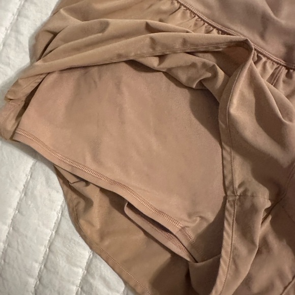 Aerie real me flowy shorts - Picture 2 of 3